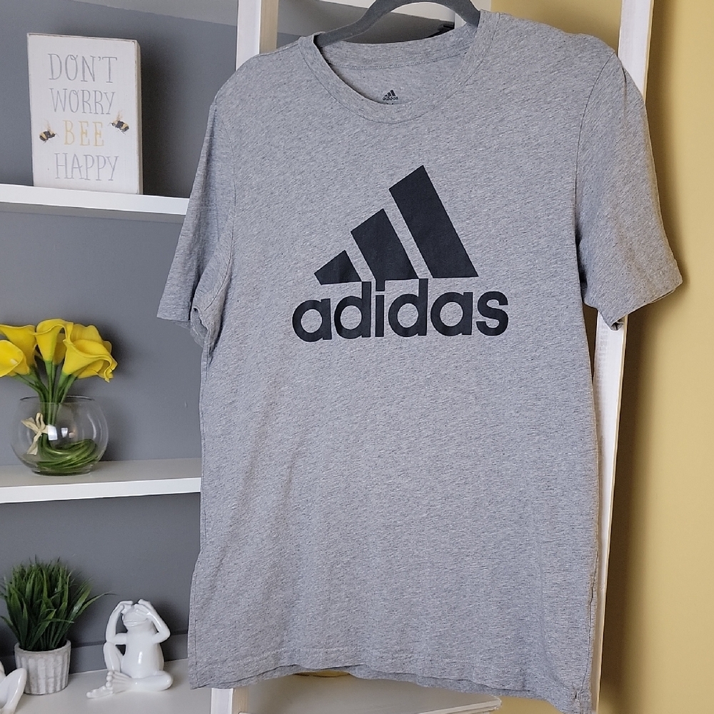 Adidas Men's Gray T-Shirt
